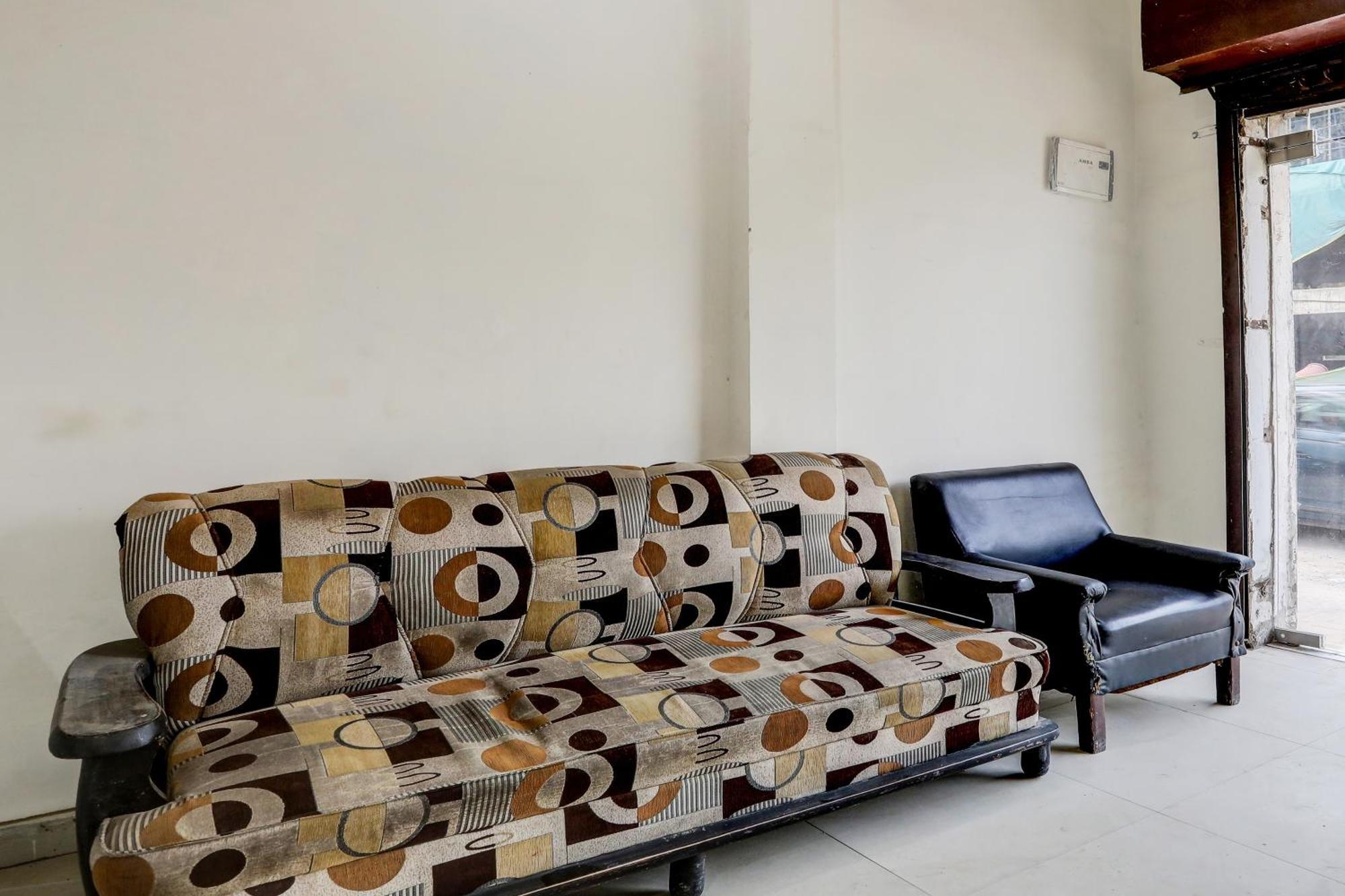 Hotel O Thirty Inns Noida Luaran gambar